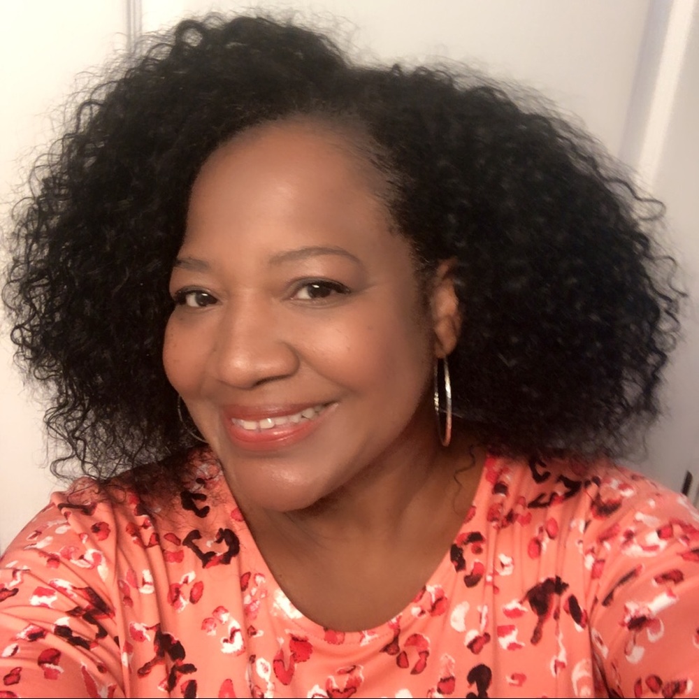 Meet your Posher, Veronica